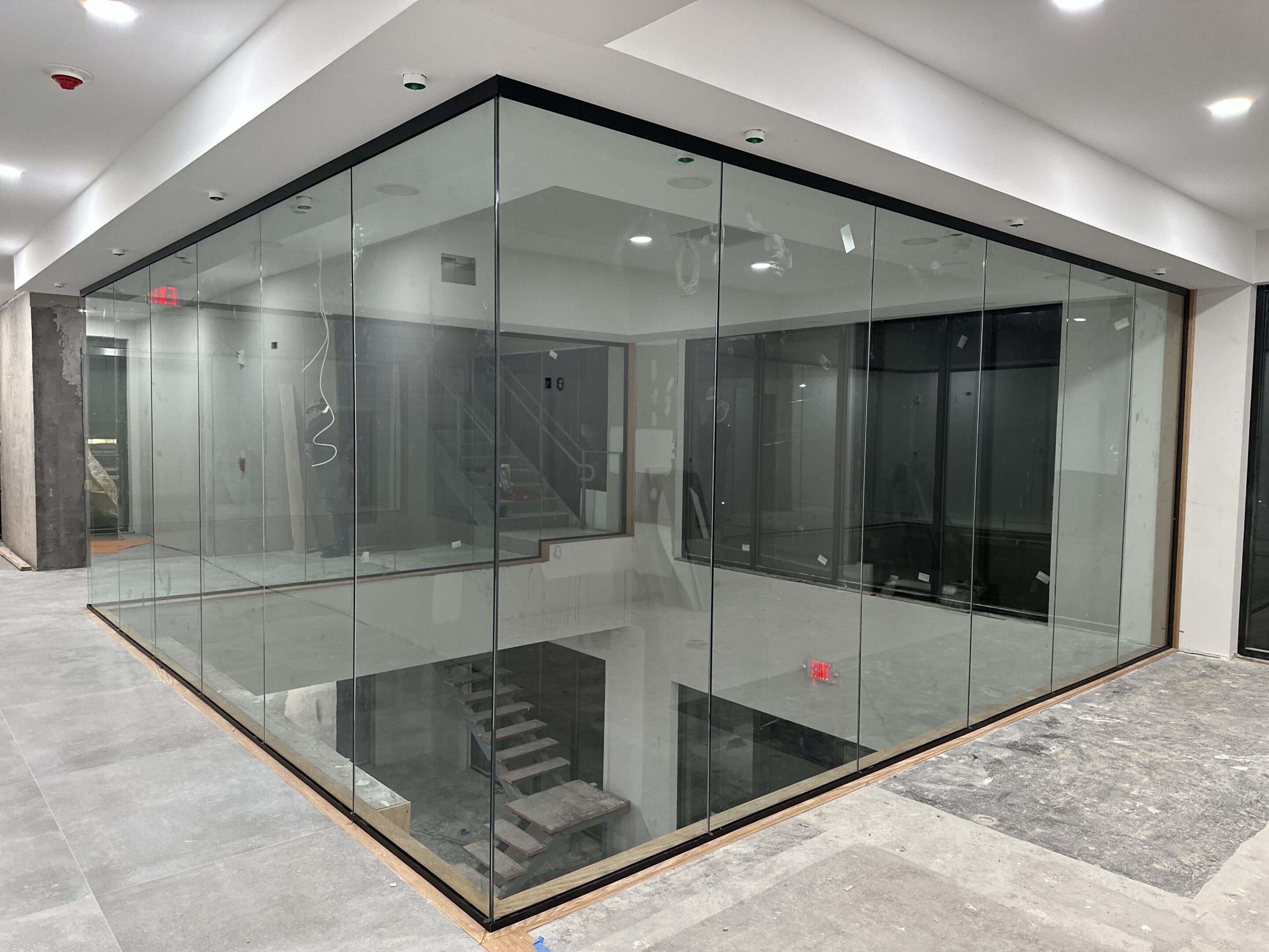 Frameless Glass Wall Partition